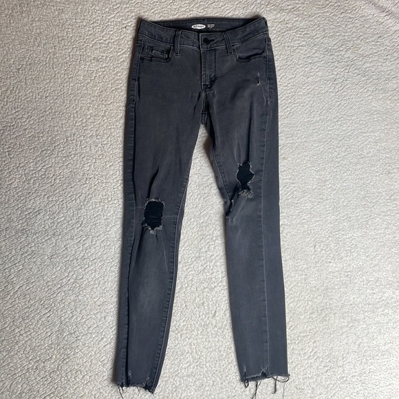 Old Navy Rockstar Skinny Skinny Jeans Distressed Ripped Raw Hem Ankle Size 0 - Picture 9 of 10